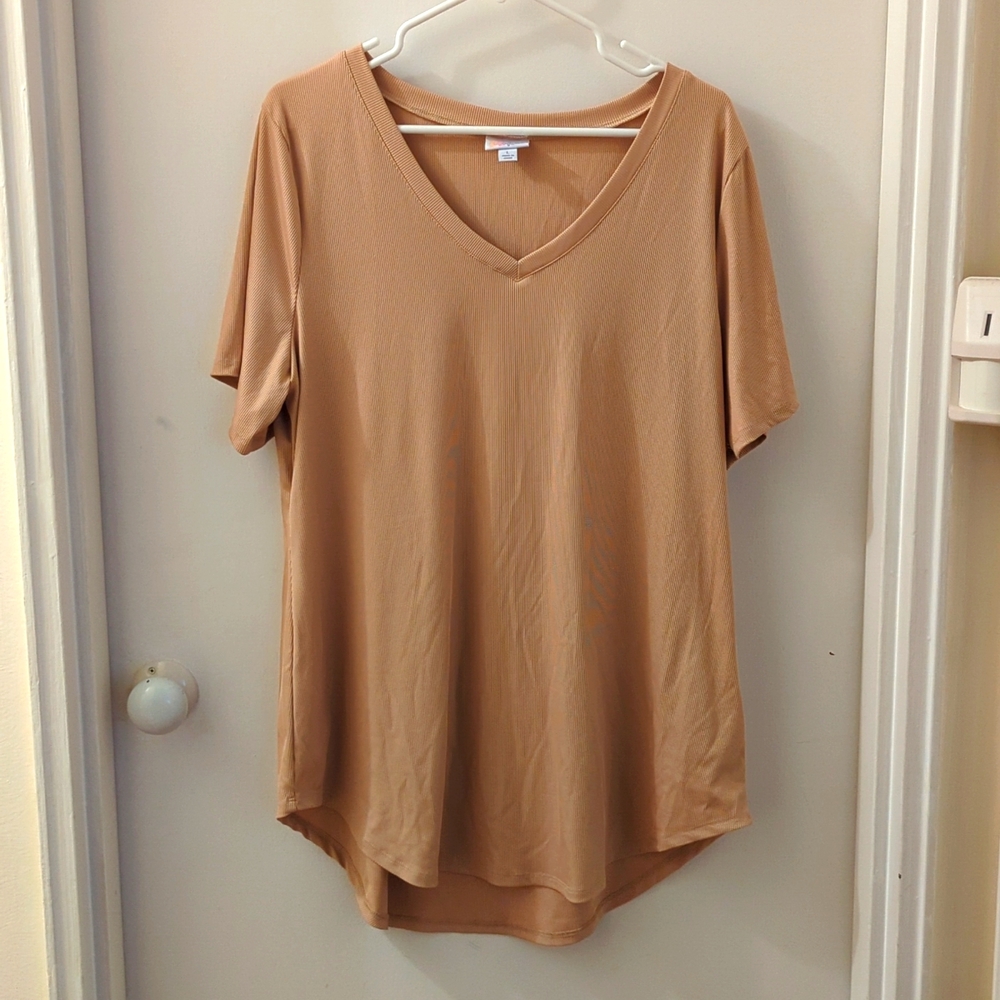 LLR Christy tee